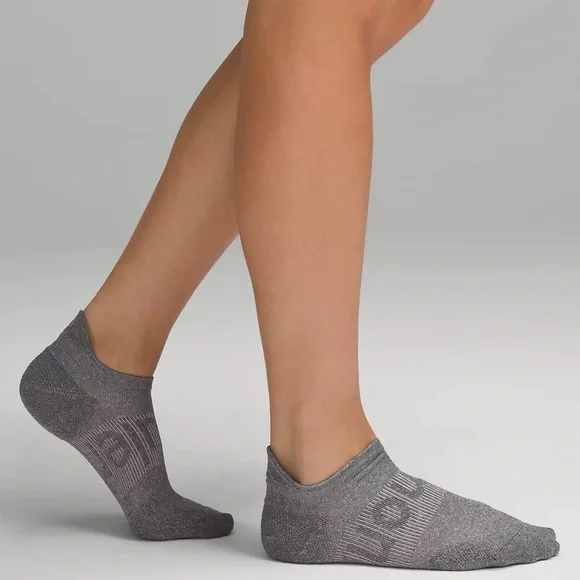 LULULEMON set of three Socks MEDIUM - Picture 2 of 7